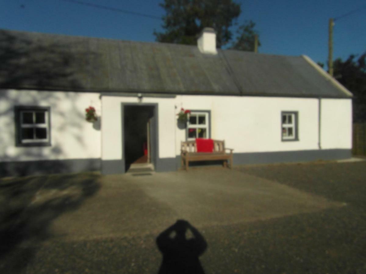 Country Cottage Portarlington Exteriör bild